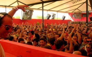 DC 10 Ibiza : voyage dans le son